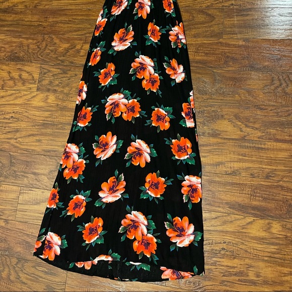 Forever 21 Maxi floral dress - Picture 3 of 3